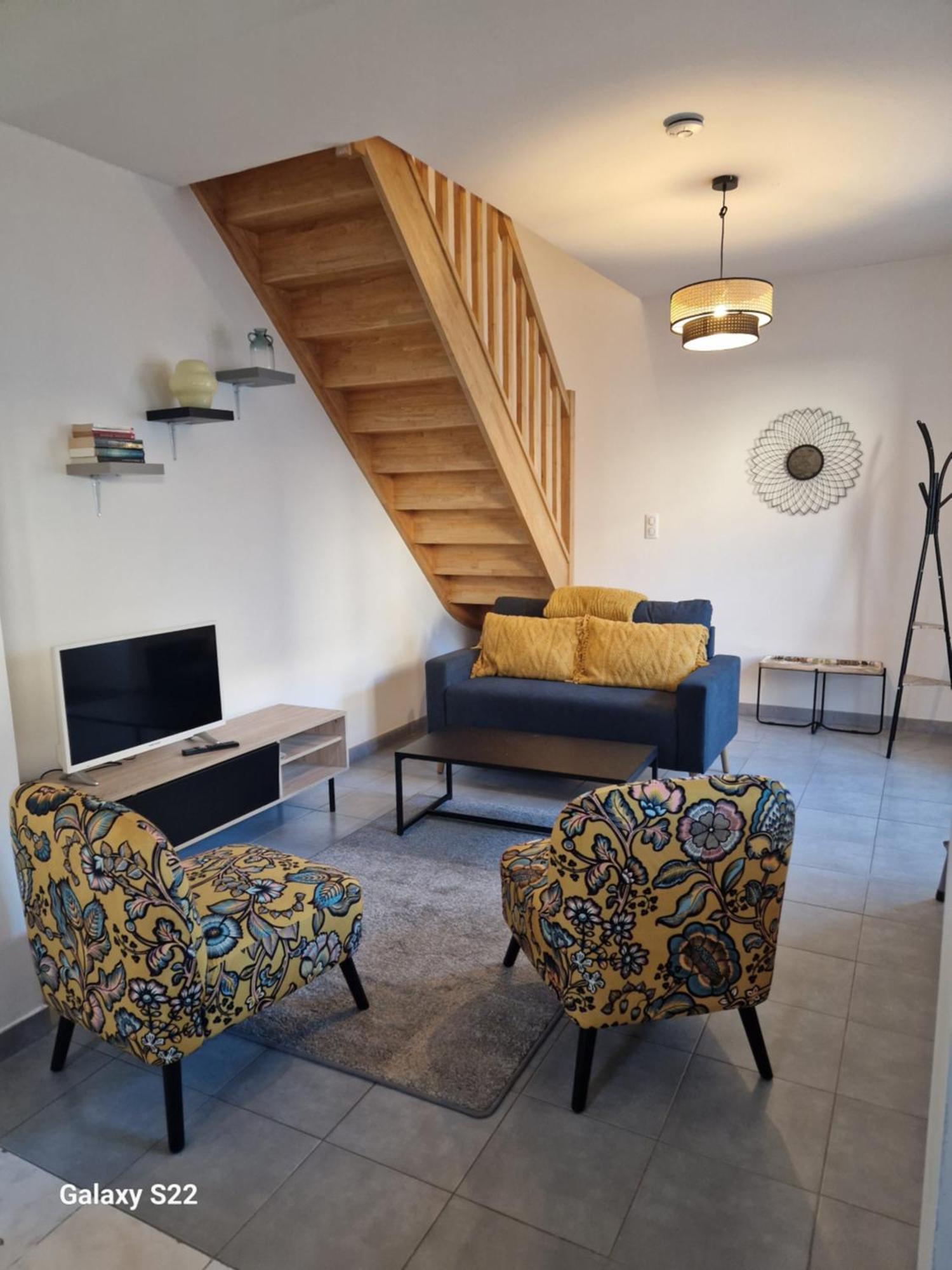 Duplex En Centre Ville วิลแลร์-โคทเตเรต์ ภายนอก รูปภาพ